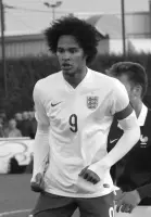Izzy Brown Birthday, Height and zodiac sign
