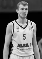 Niels Giffey Birthday, Height and zodiac sign