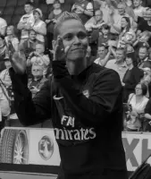 Shelley Kerr Birthday, Height and zodiac sign