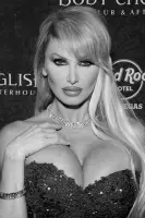 Taylor Wane Birthday, Height and zodiac sign