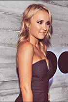 Emily Osment Birthday, Height and zodiac sign