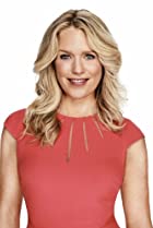 Jessica St. Clair Birthday, Height and zodiac sign