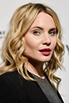 Leah Pipes Birthday, Height and zodiac sign