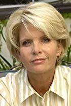 Meredith Baxter Birthday, Height and zodiac sign