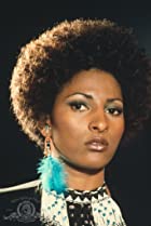 Pam Grier Birthday, Height and zodiac sign