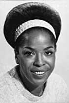 Della Reese Birthday, Height and zodiac sign