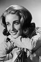 Lesley Gore Birthday, Height and zodiac sign