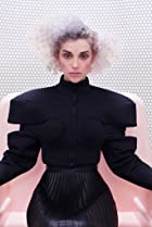 St. Vincent Birthday, Height and zodiac sign