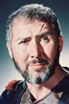 Anthony Quayle Birthday, Height and zodiac sign