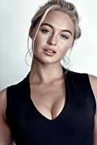 Iskra Lawrence Birthday, Height and zodiac sign