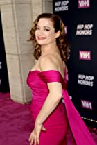 Laura Michelle Kelly Birthday, Height and zodiac sign