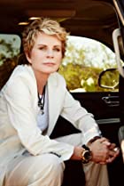 Patricia Cornwell Birthday, Height and zodiac sign