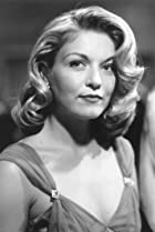 Sheryl Lee Birthday, Height and zodiac sign
